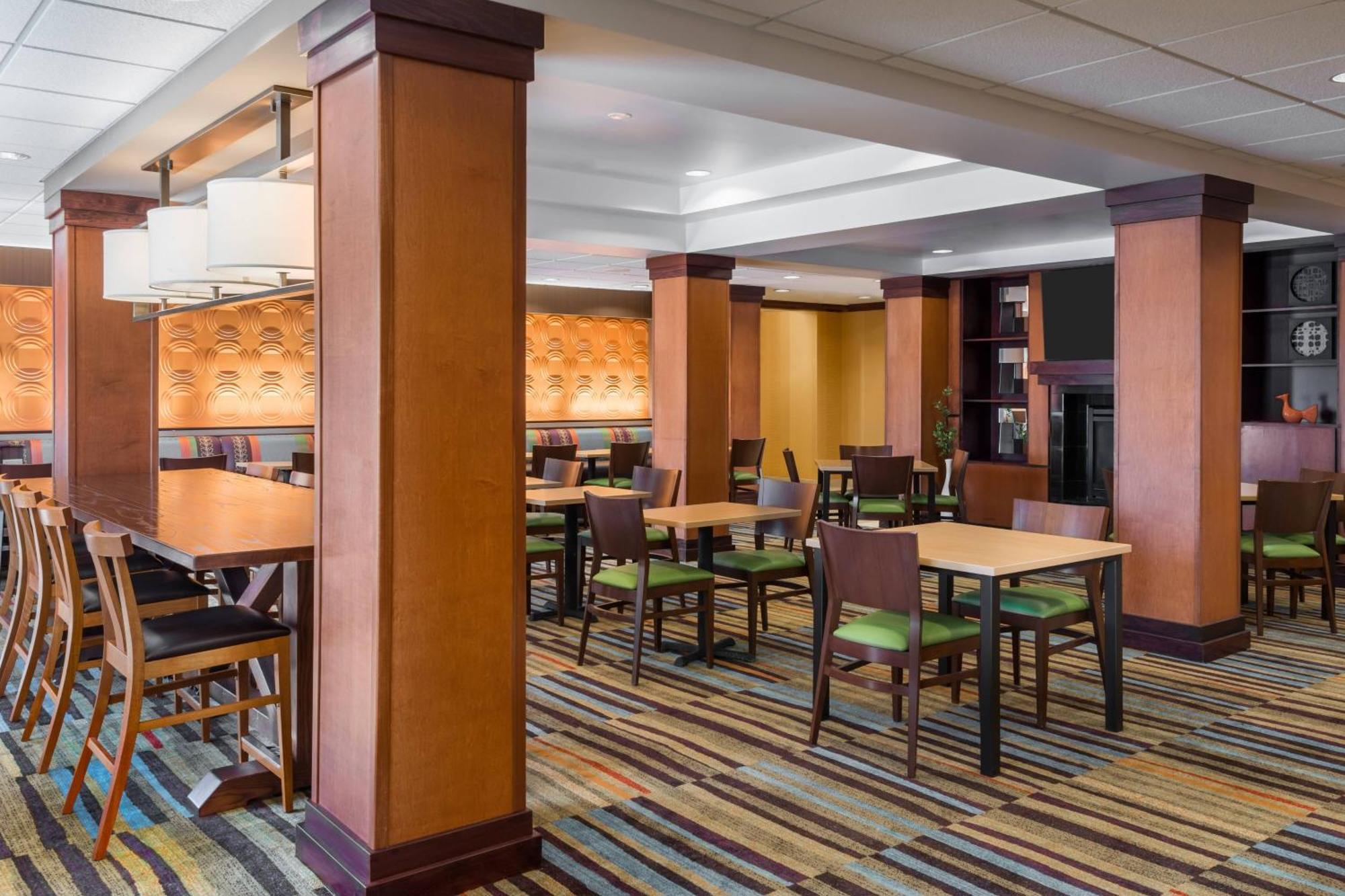 Fairfield Inn & Suites - Buffalo Airport Cheektowaga Exteriér fotografie