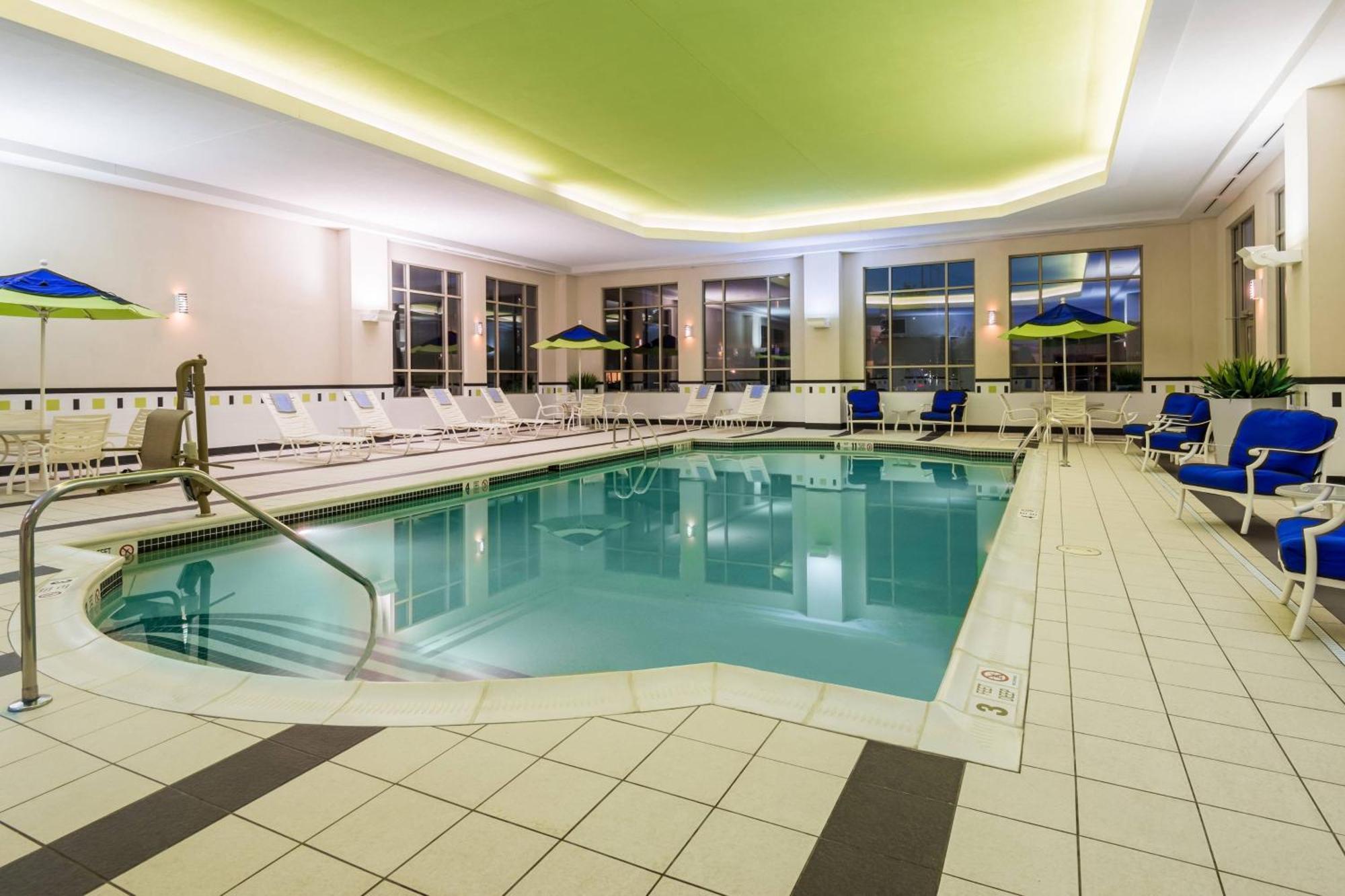 Fairfield Inn & Suites - Buffalo Airport Cheektowaga Exteriér fotografie