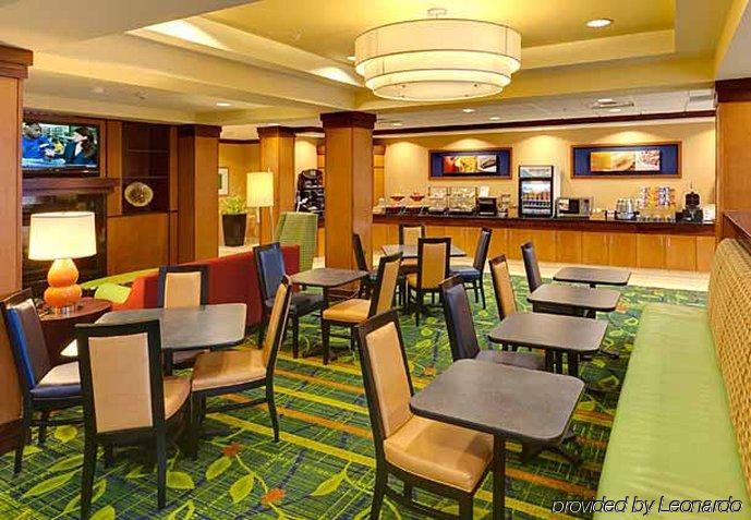 Fairfield Inn & Suites - Buffalo Airport Cheektowaga Restaurace fotografie